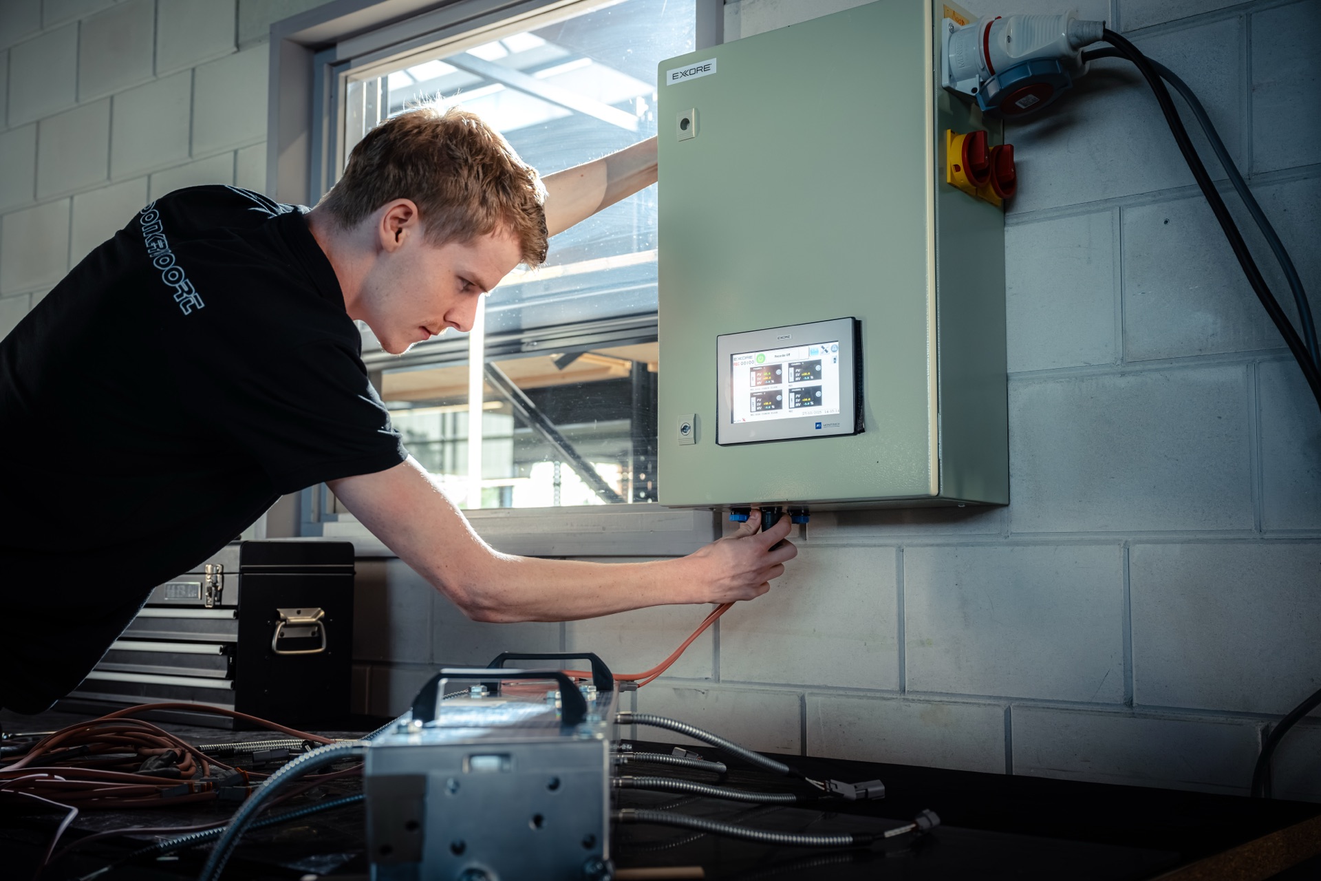 Stand alone tooling: mould and IOPC heating controller